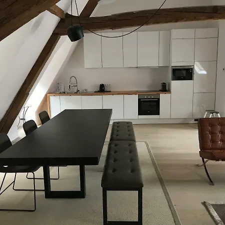 Living The Dream * Gent